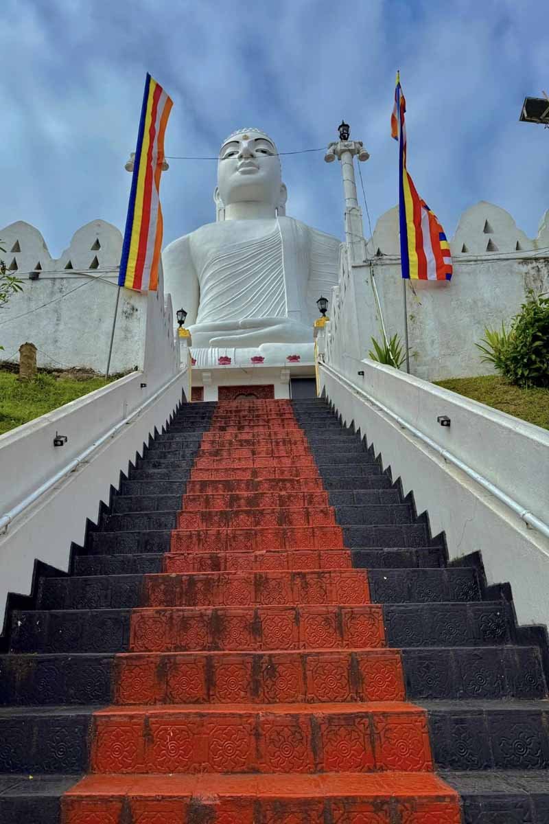 Bahirawakanda Buddha Statue
